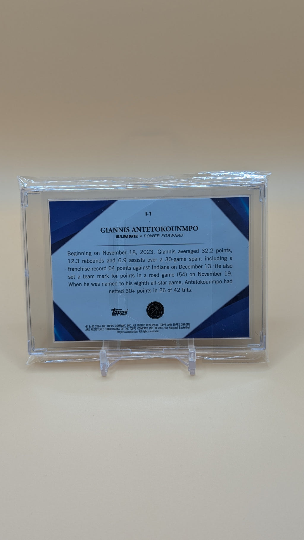 Giannis Antekatumbo Topps Infinity Sapphire- SSP