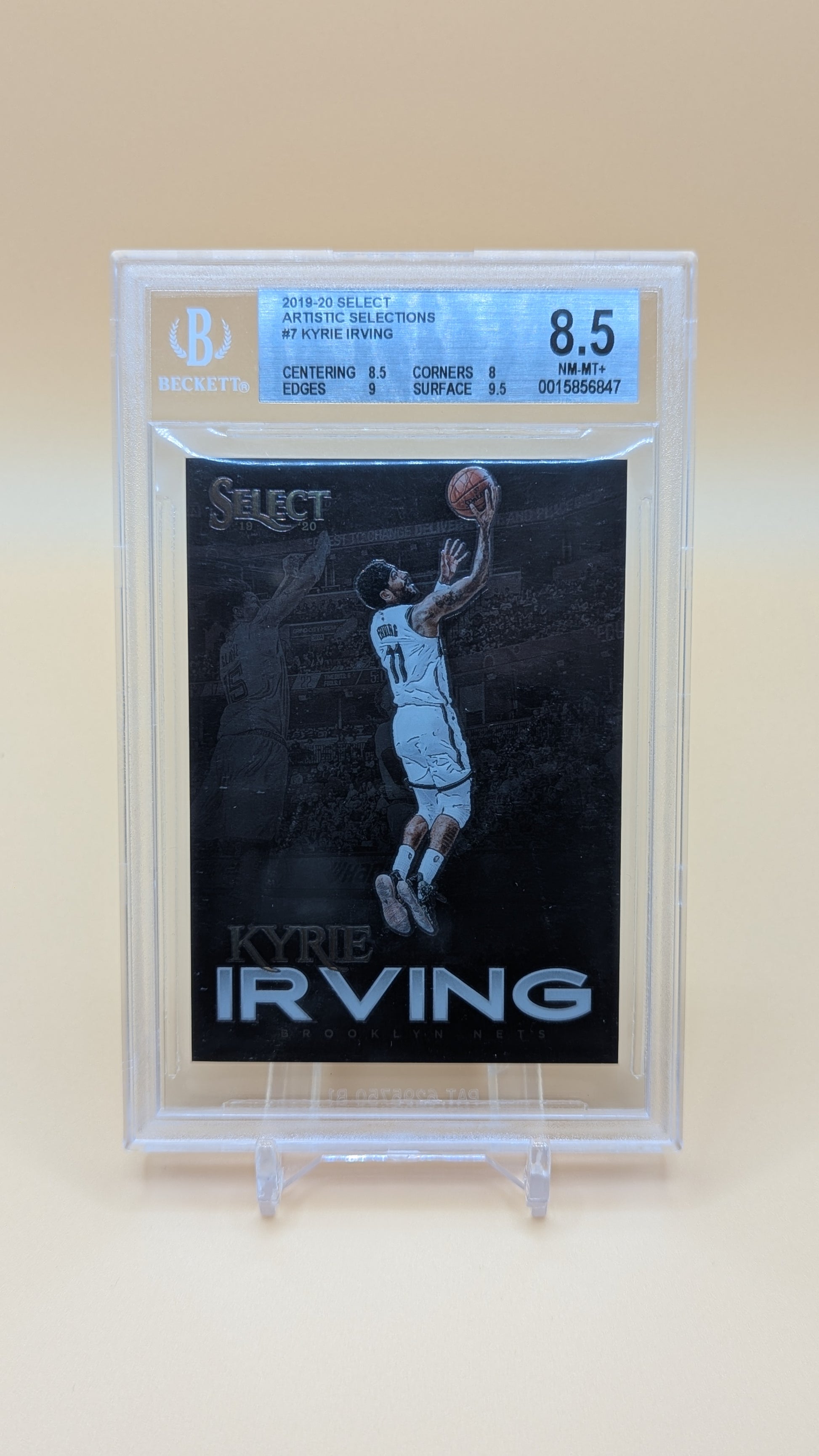 2019-2020 Select Artistic Selections Kyrie Irving SSP - Beckett - 8.5